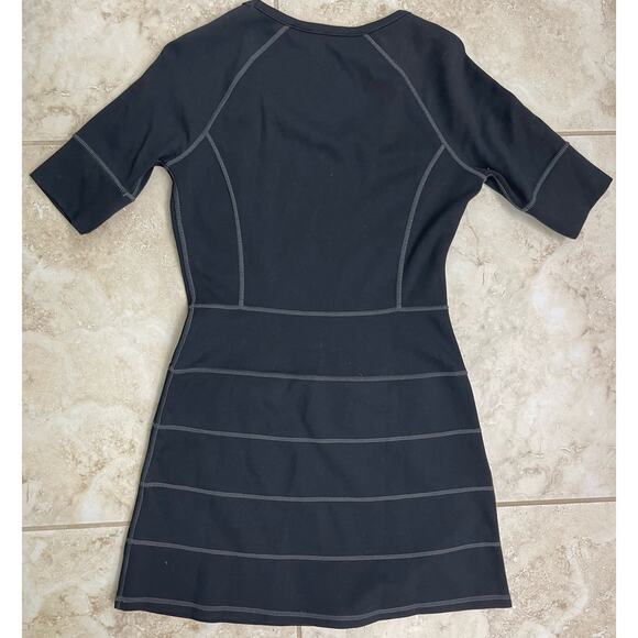 ATHLETA Strata Stretch Ponte Dress Style 918982 Black Travel Short Sleeve Sz XSP - Picture 1 of 9